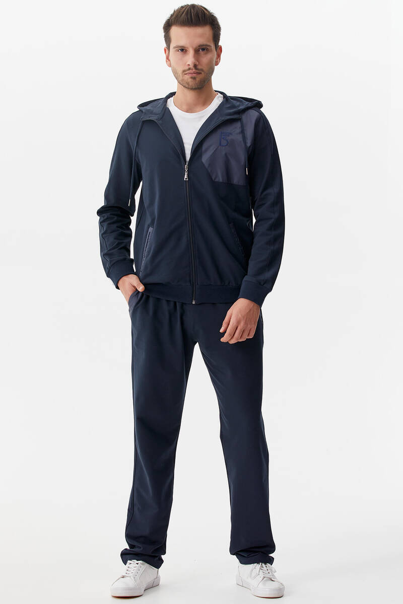 Nike tracksuit straight discount leg